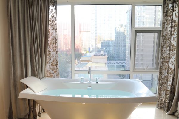 Savannah Bathtub Installation